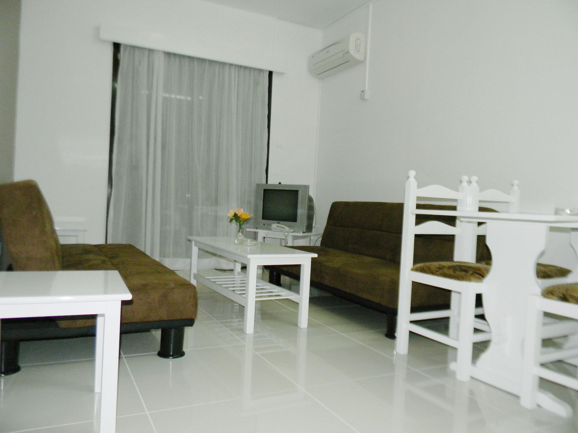 海港花园公寓式酒店 Paphos 外观 照片