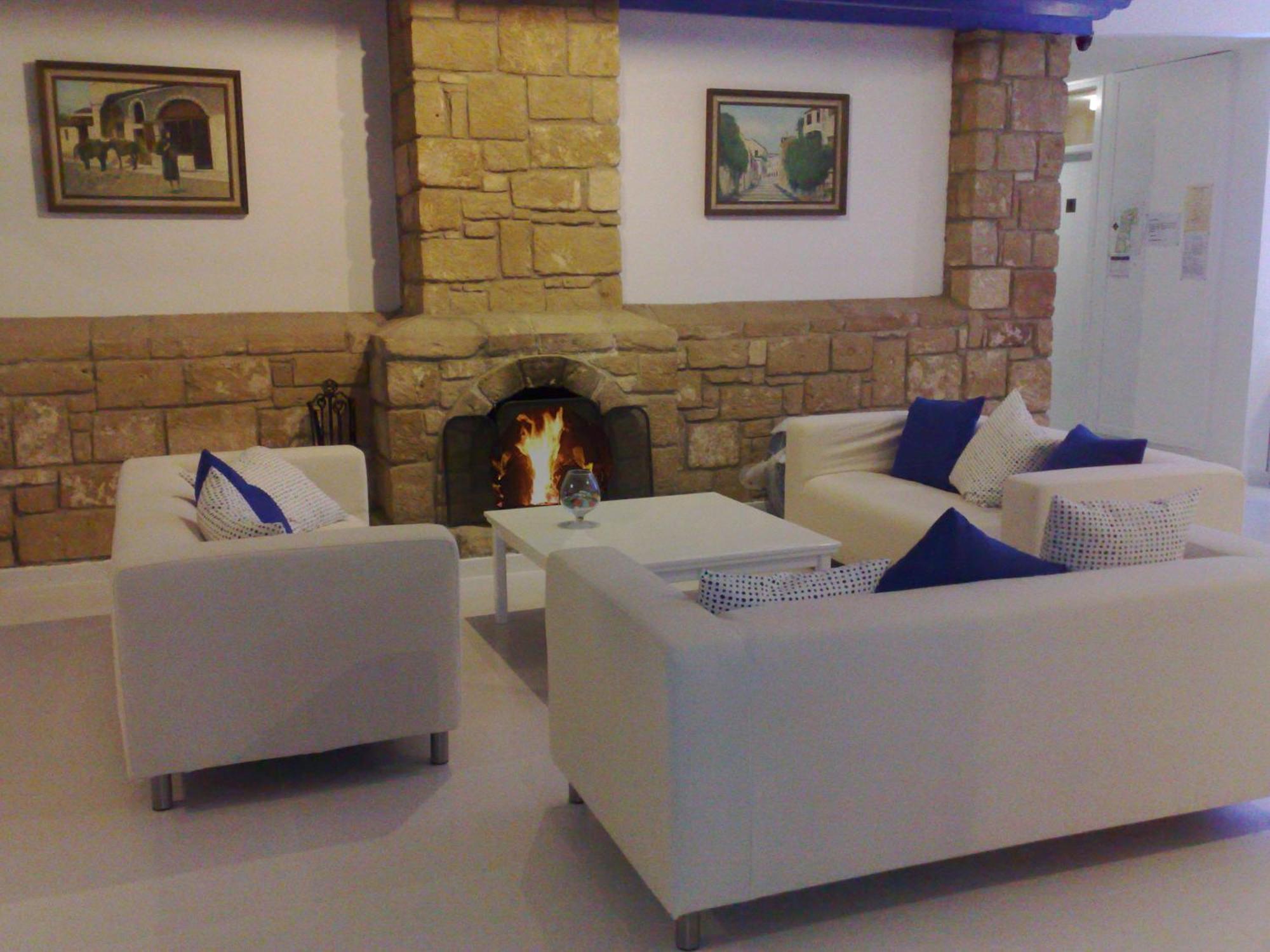 海港花园公寓式酒店 Paphos 外观 照片