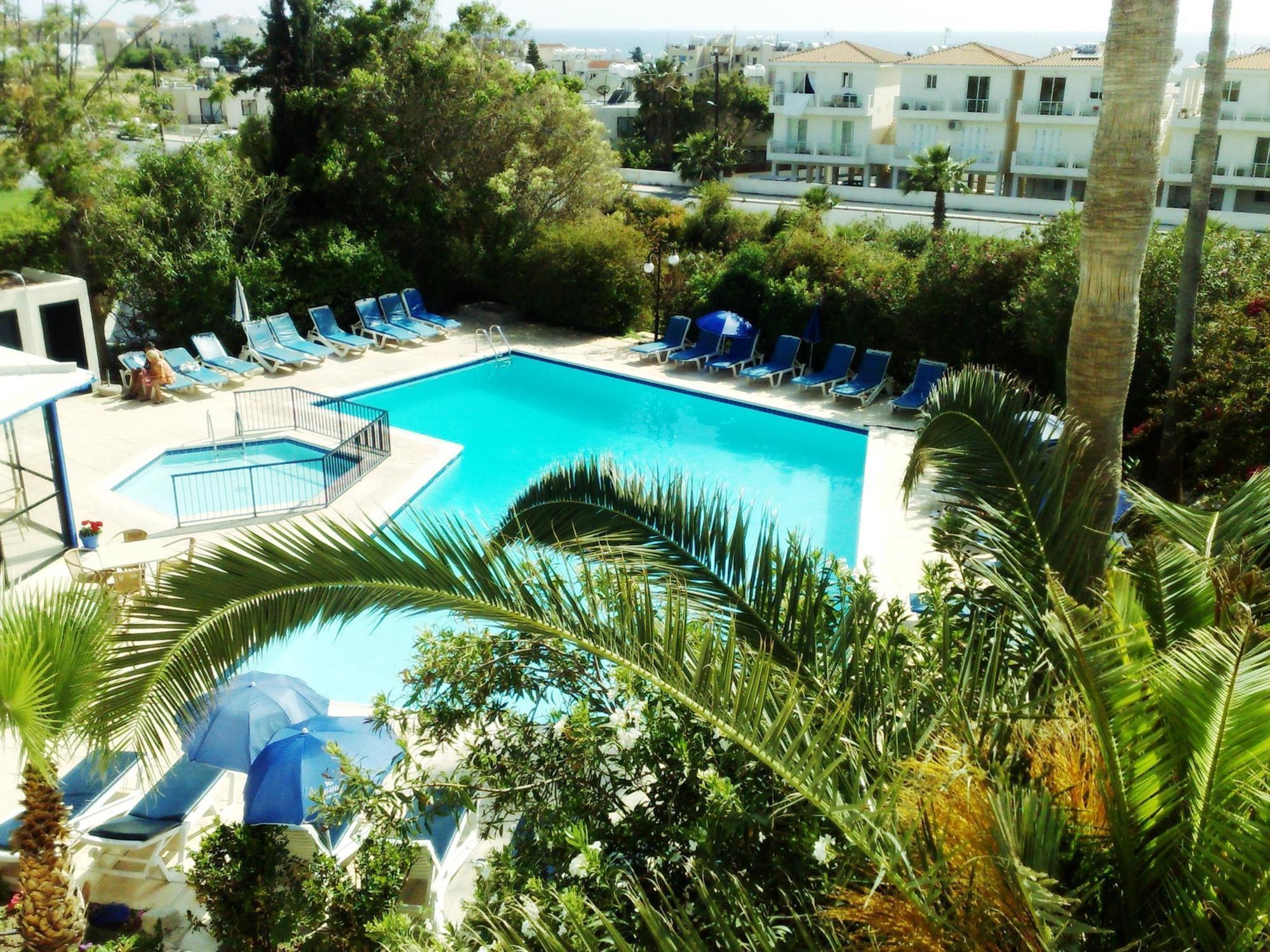海港花园公寓式酒店 Paphos 外观 照片