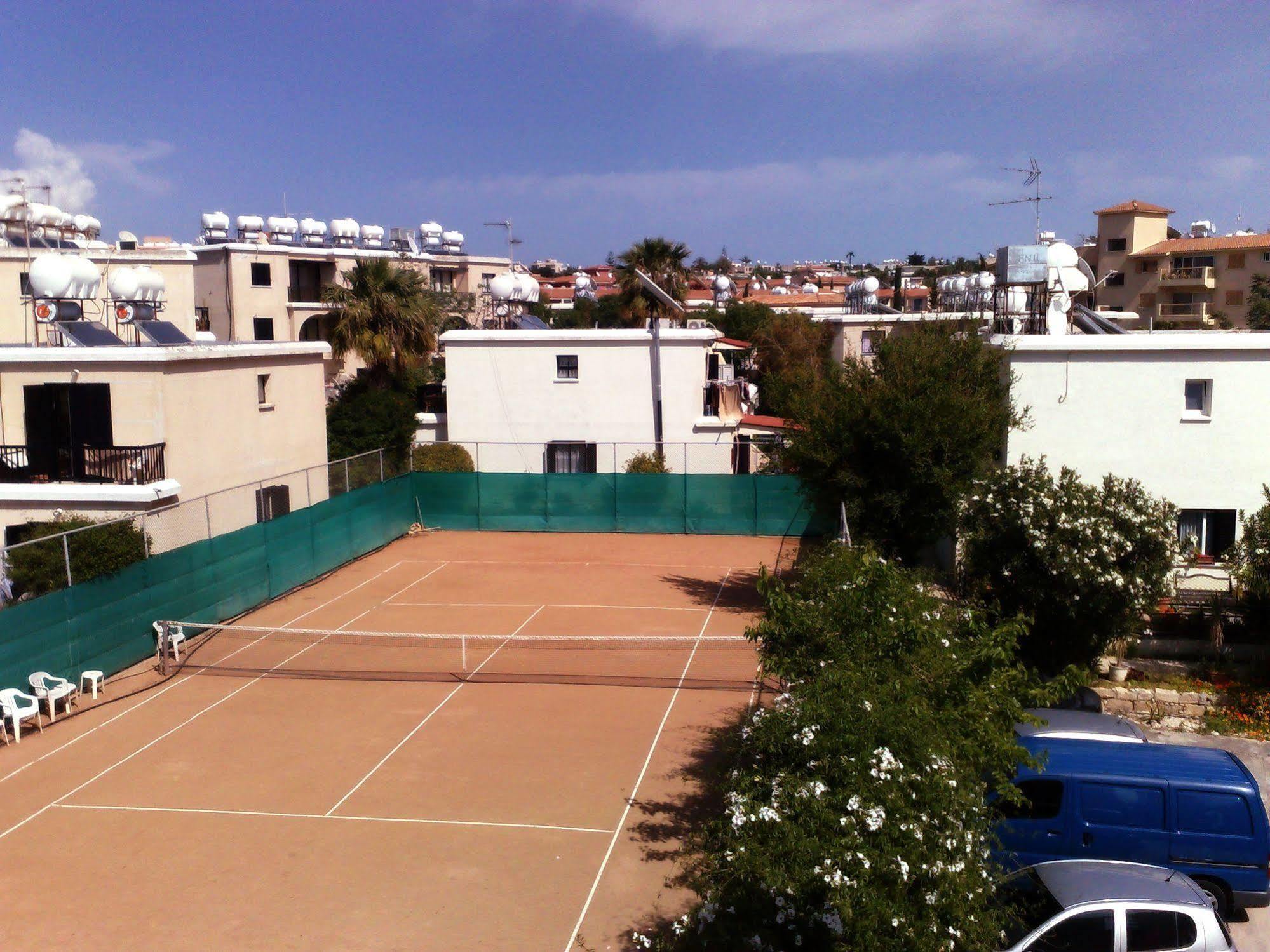 海港花园公寓式酒店 Paphos 外观 照片