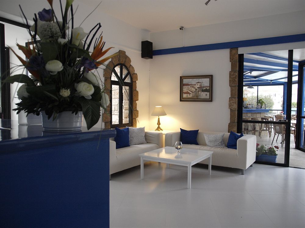 海港花园公寓式酒店 Paphos 外观 照片